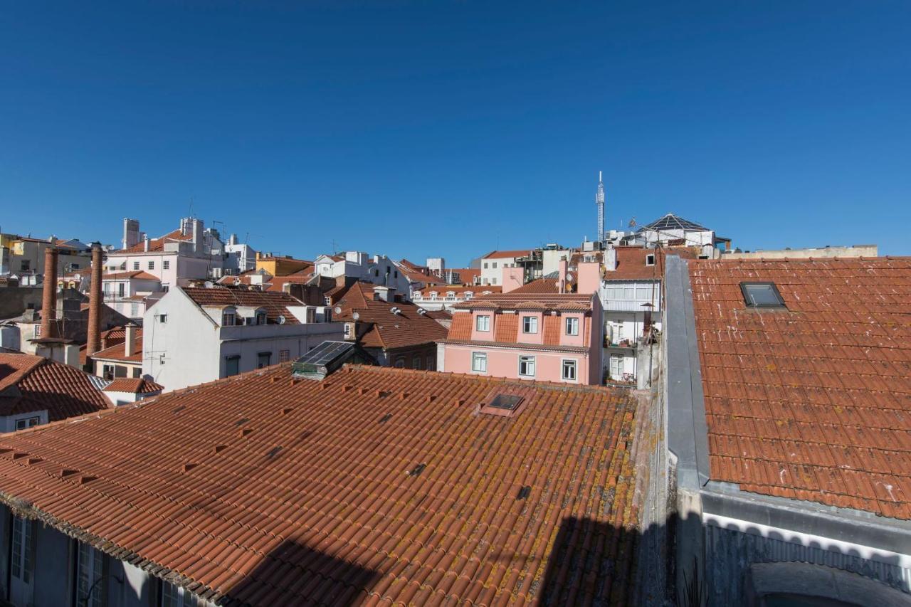 Lovelystay - Bairro Alto Terrace Wonder Lisbon Bagian luar foto